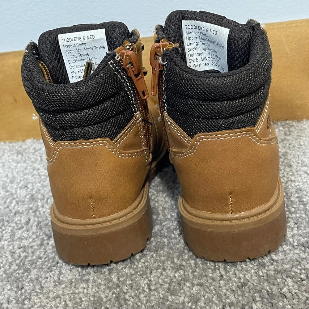Ecko‎ Unltd Toddler Boys Lace Up Leather Boots with side zip Size 6 Medium